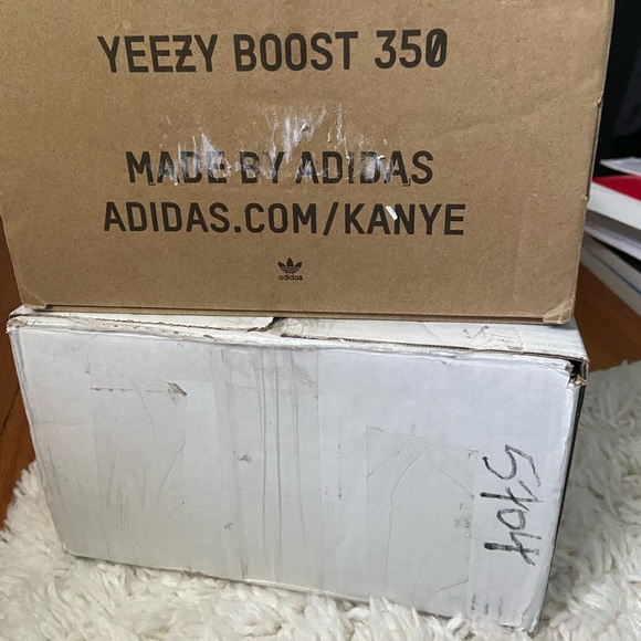 Yeezy Trueform size 9 men’s